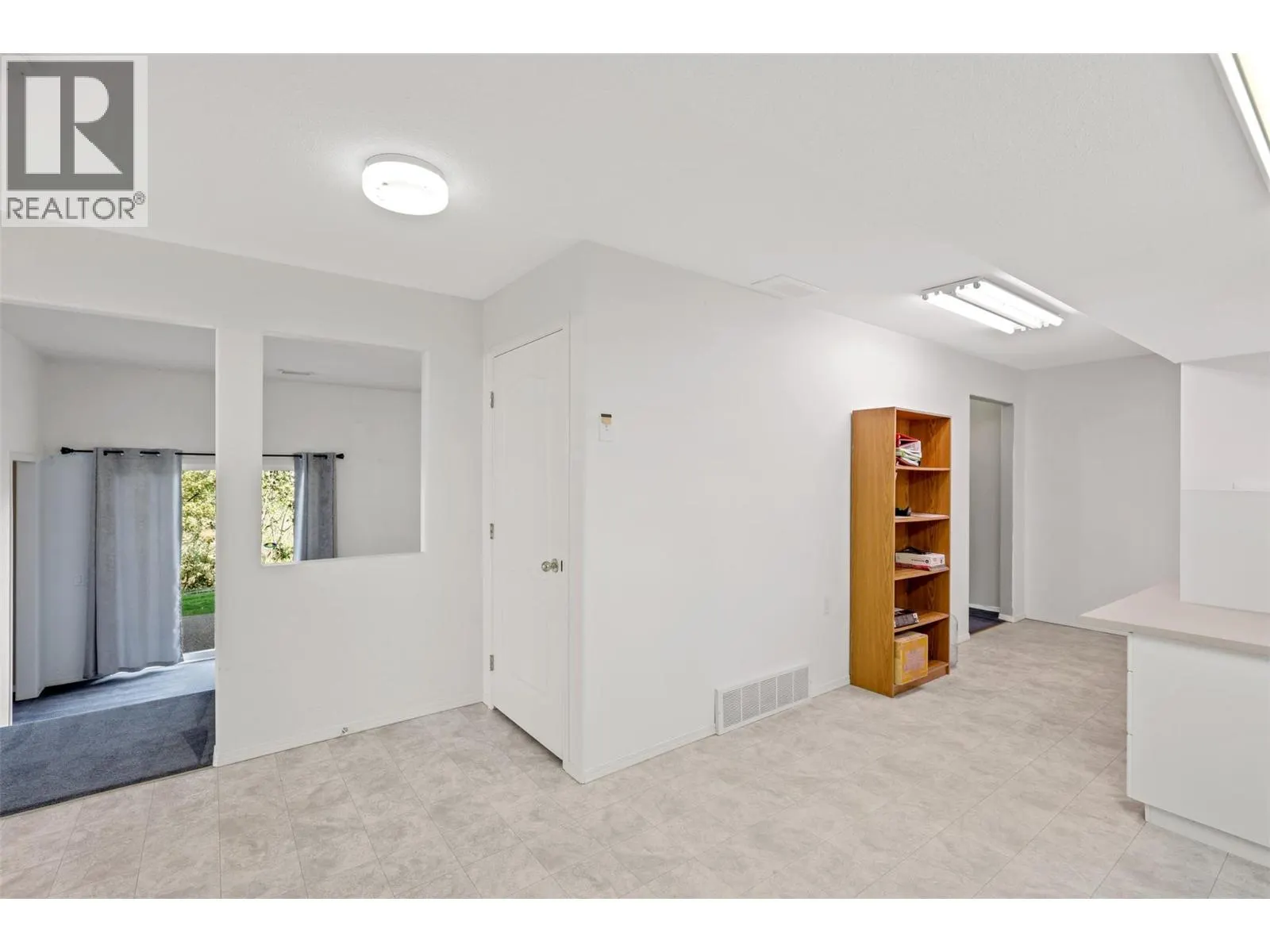 1575 Springhill Drive Unit# 31