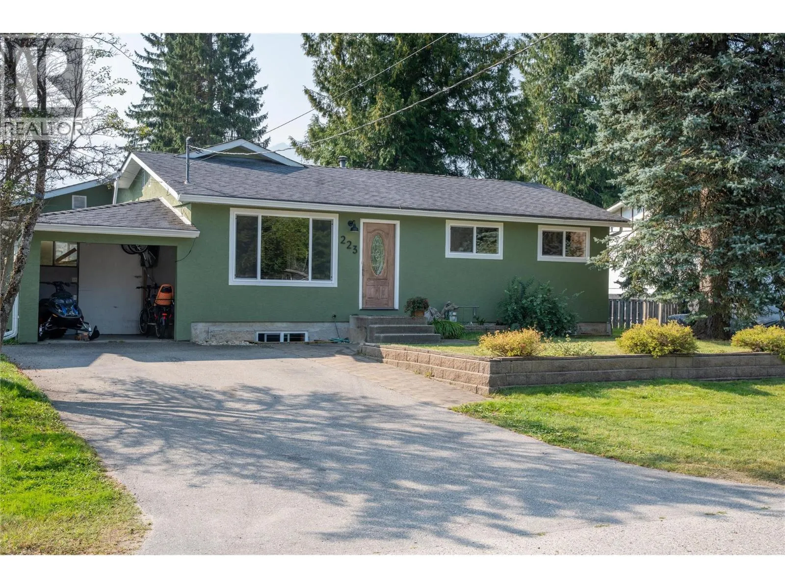 223 Viers Crescent