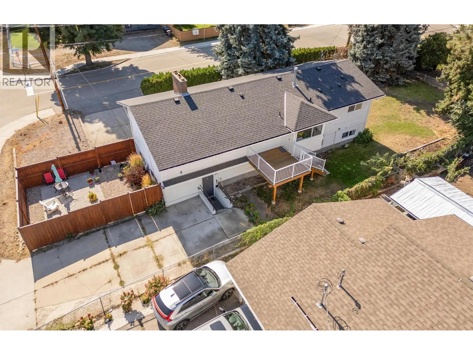 694 Tozer Avenue