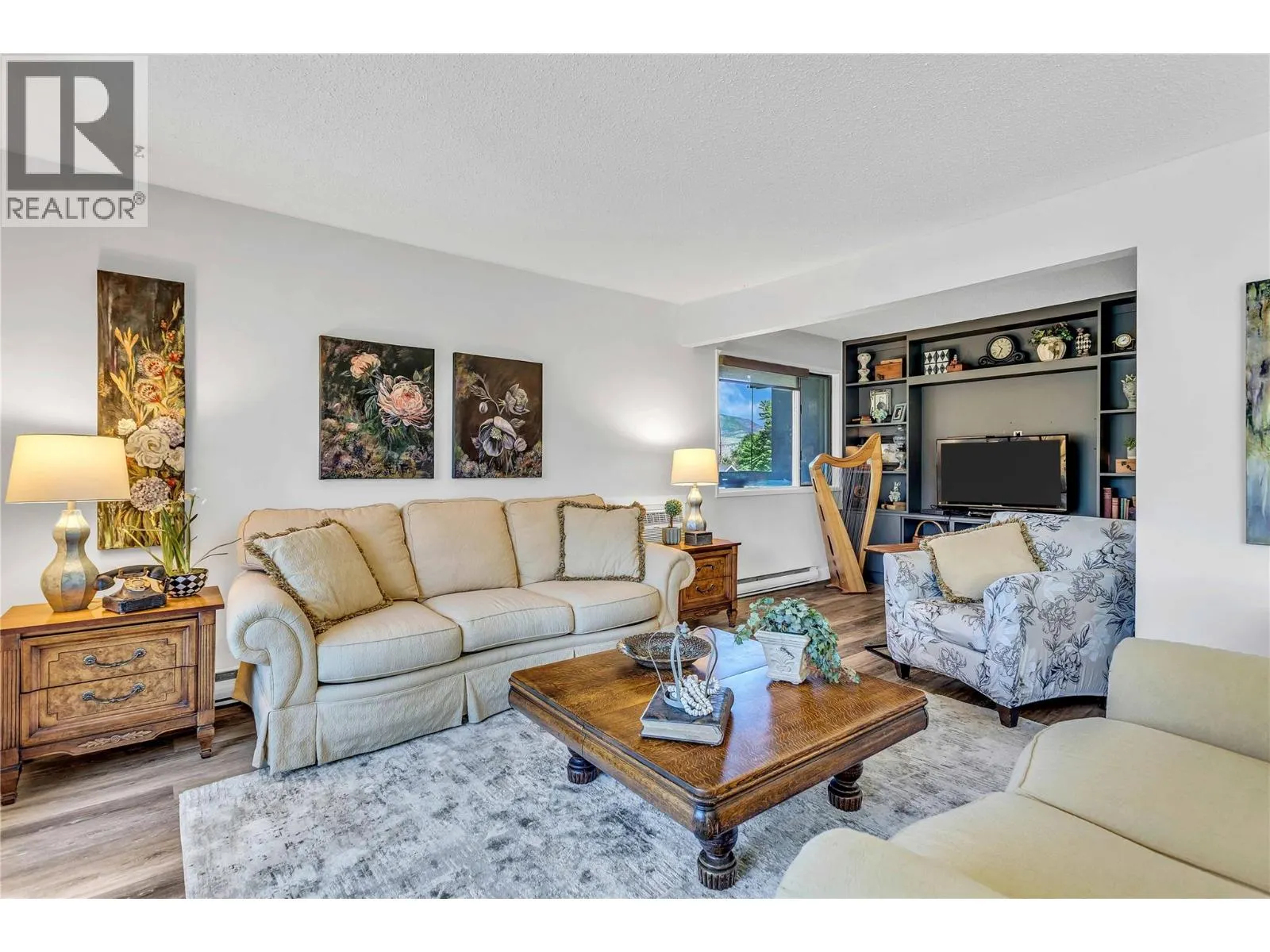 1056 Bernard Avenue Unit# 216