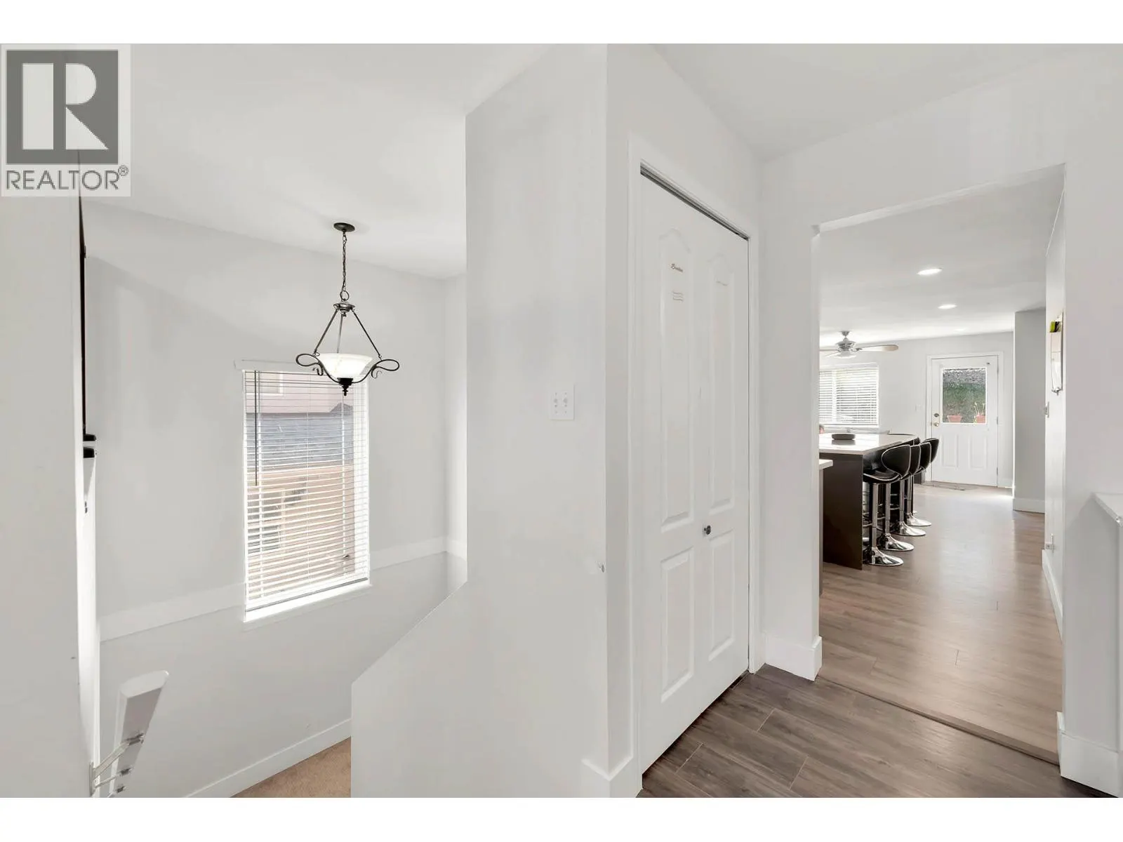 667 DUNROBIN Drive