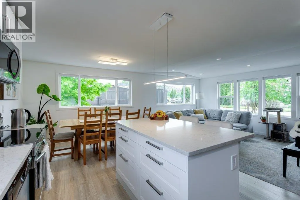 2005 Boucherie Road Unit# 43