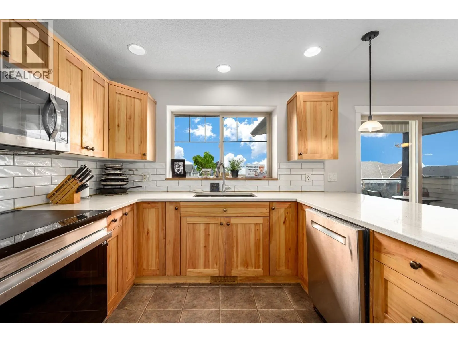 2592 Willowbrae Drive