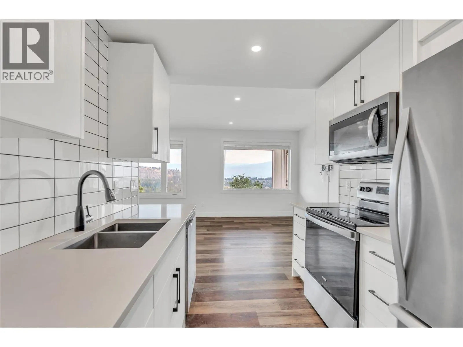 2129 Ensign Quay