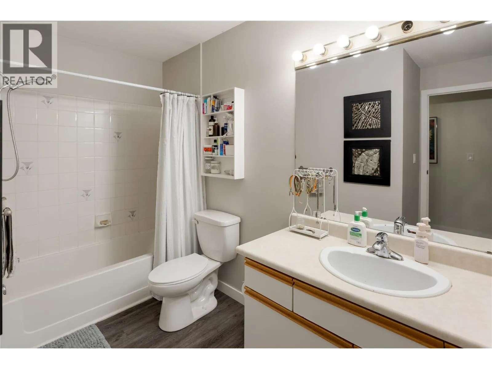 735 Cook Road Unit# 203C