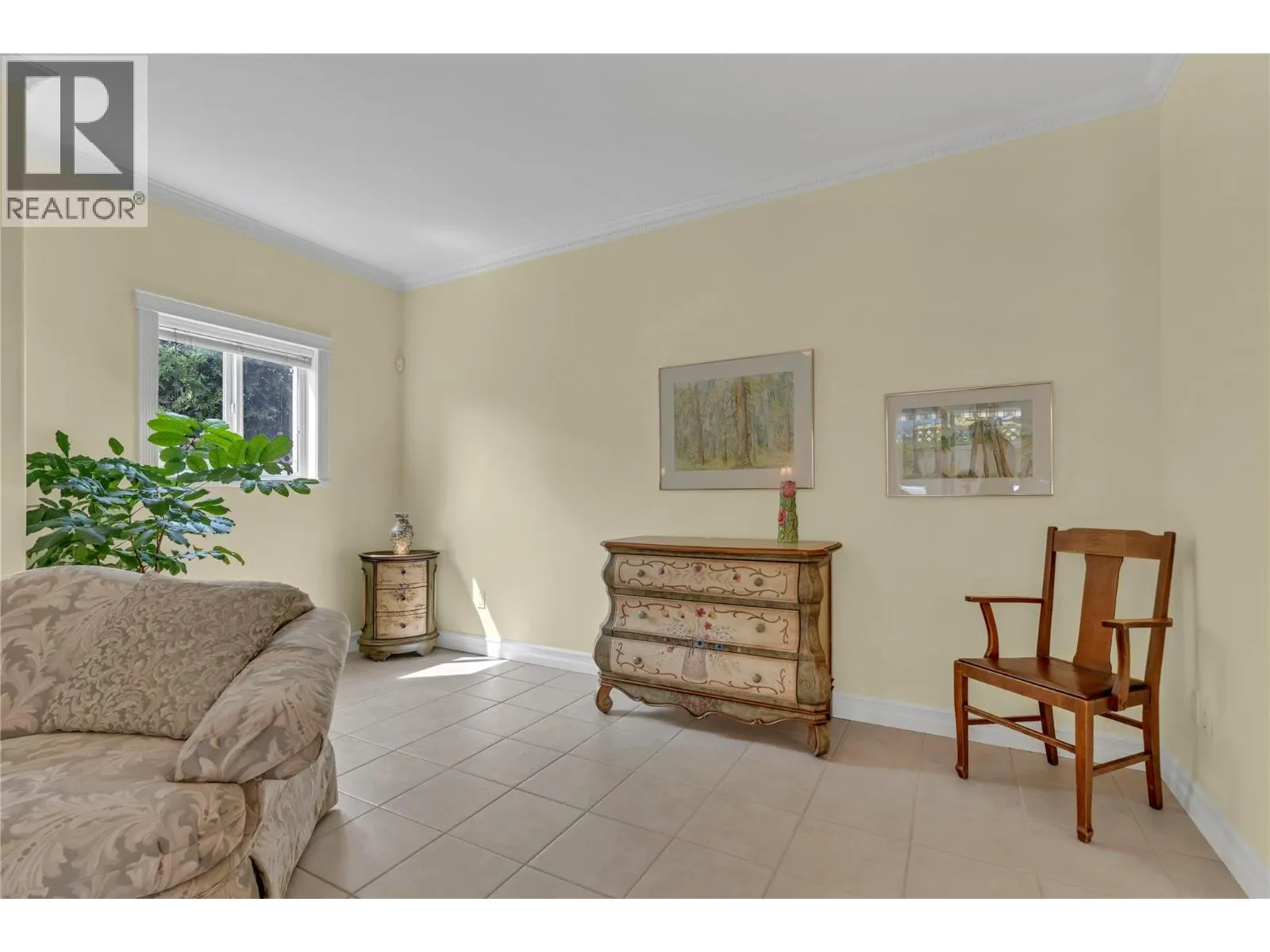 1078 BURNABY Avenue Unit# 105