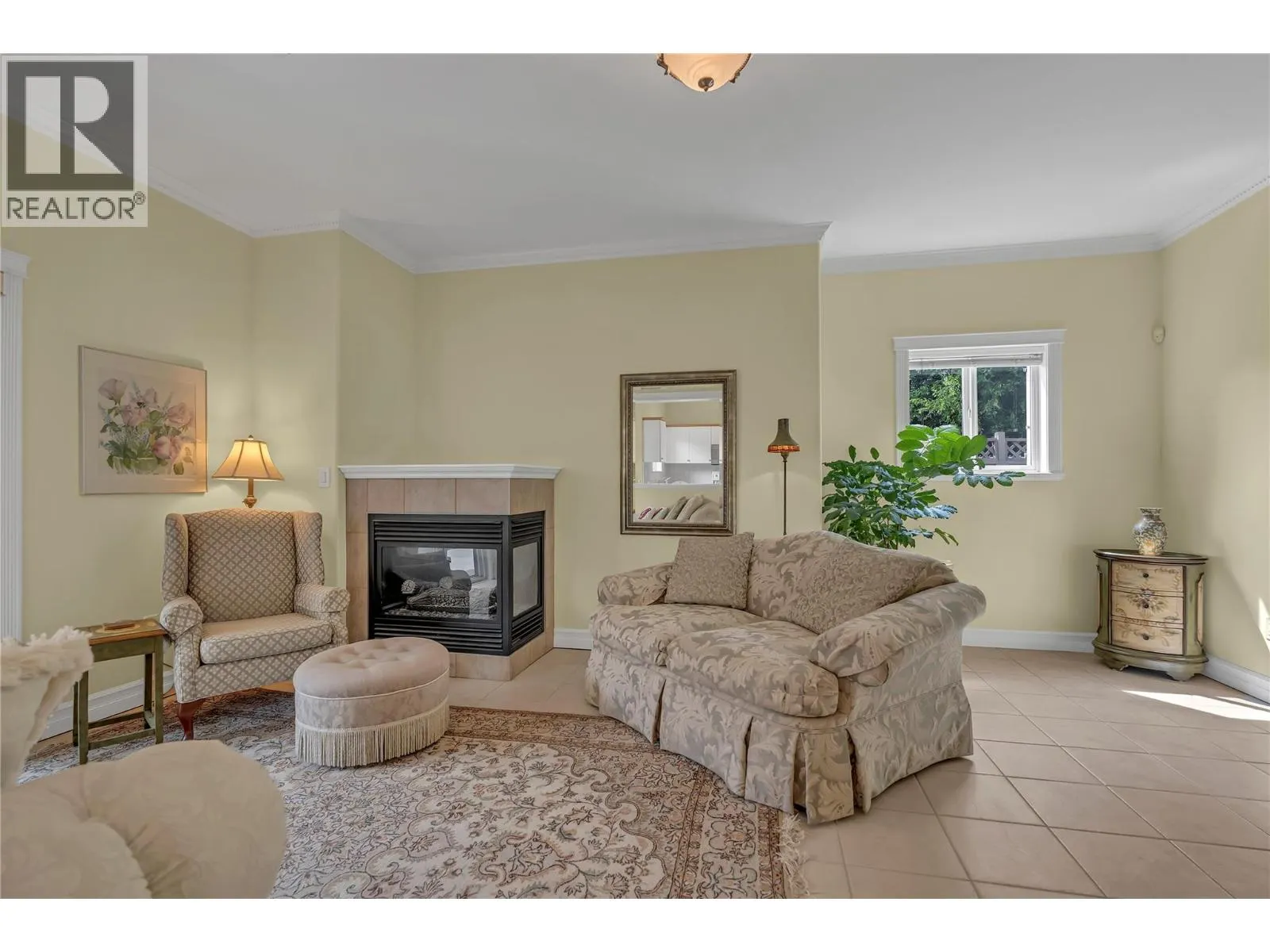 1078 BURNABY Avenue Unit# 105
