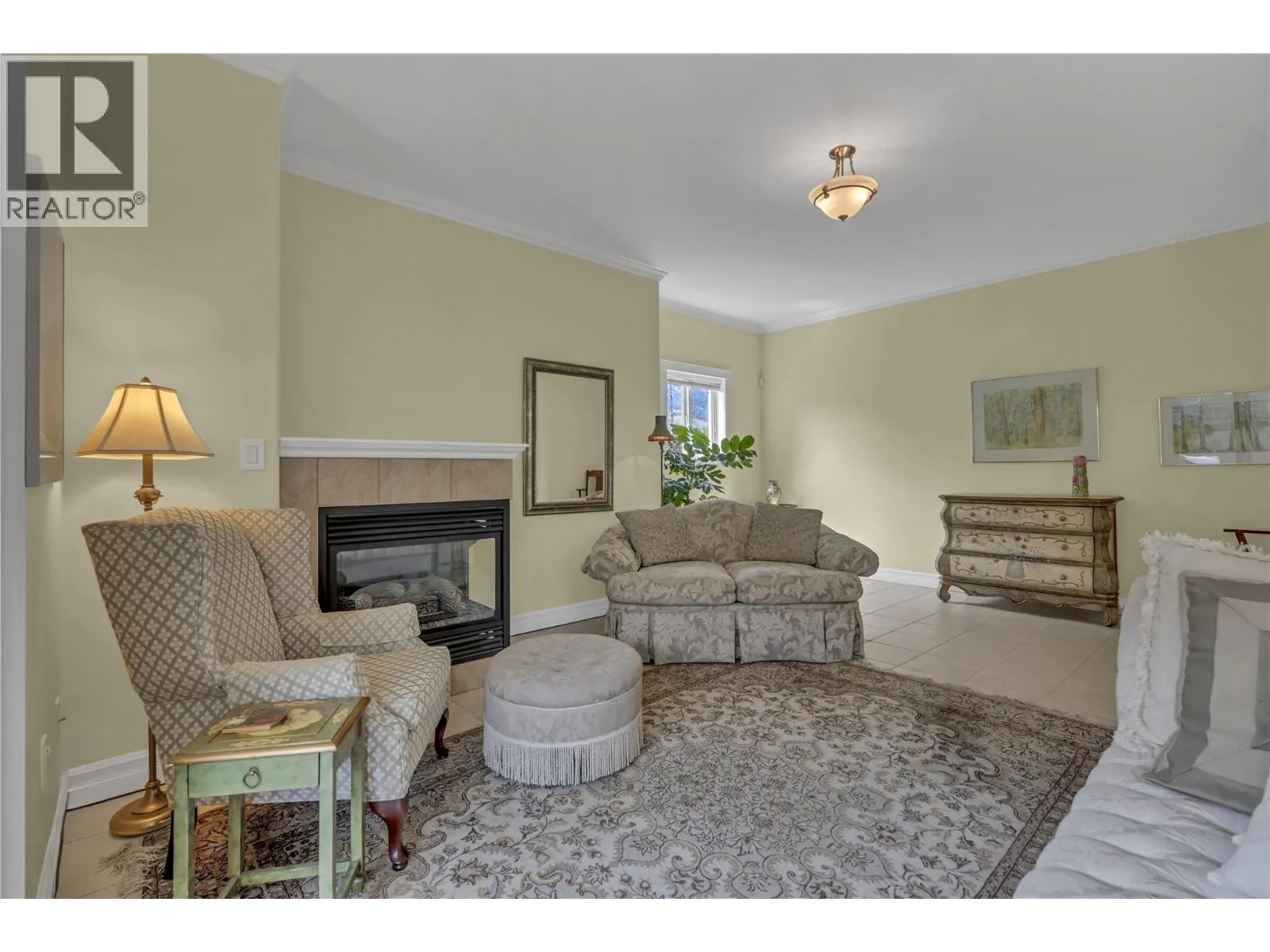 1078 BURNABY Avenue Unit# 105