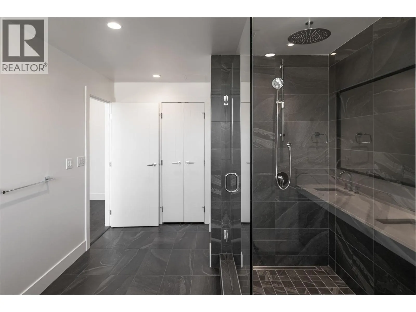 1181 Sunset Drive Unit# 2703