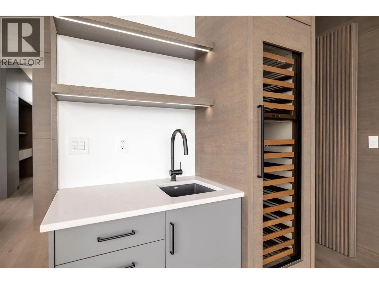 1181 Sunset Drive Unit# 2902