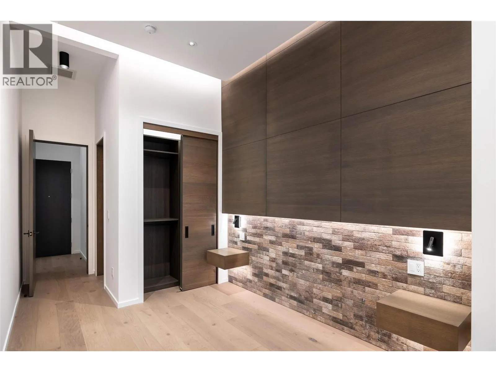1181 Sunset Drive Unit# 2902