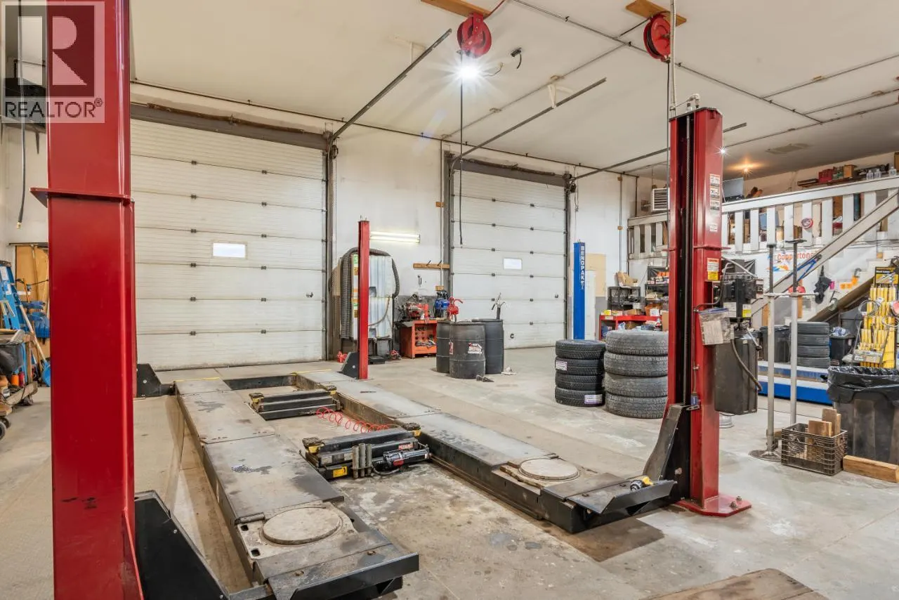 1700 Sandner Frontage Road