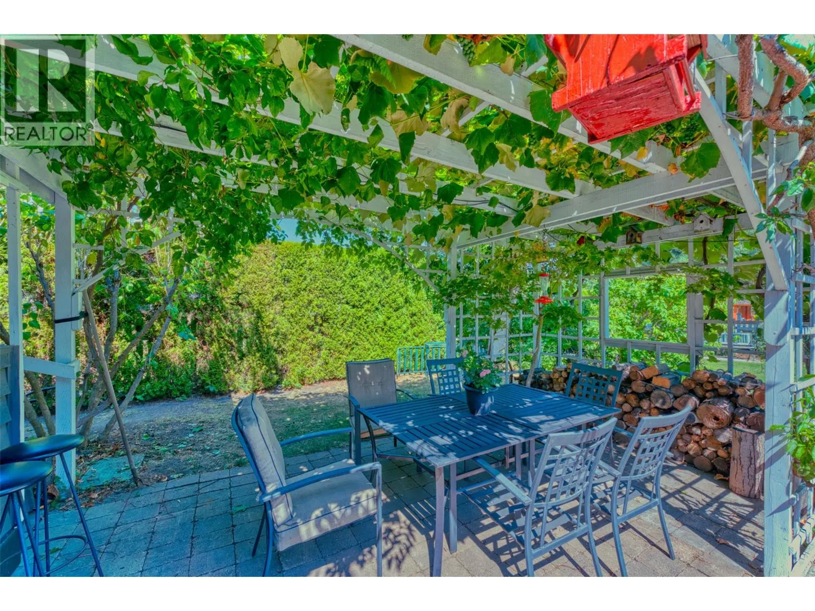 7372 Fintry Delta Road