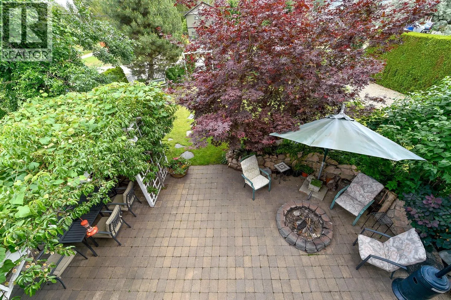 7372 Fintry Delta Road
