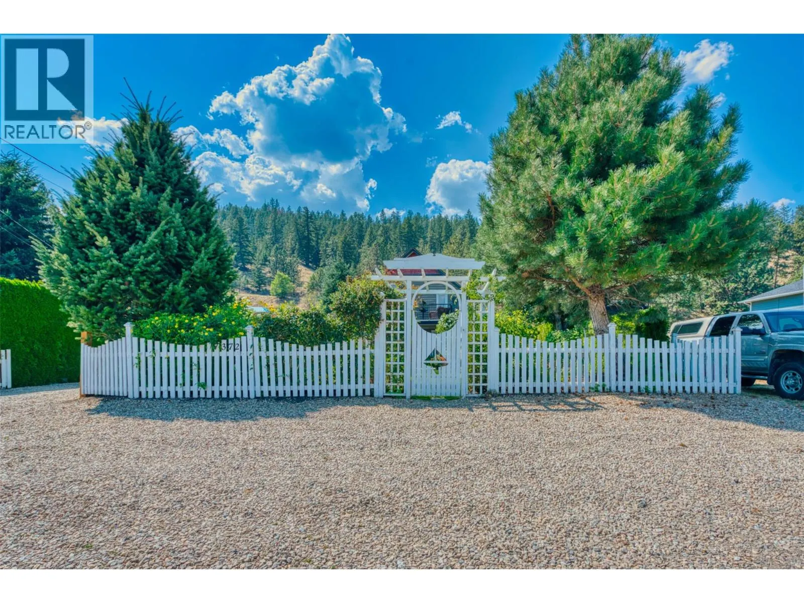 7372 Fintry Delta Road