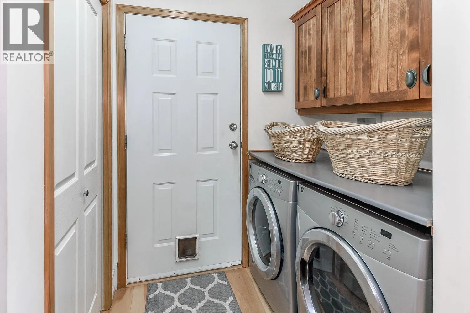 7372 Fintry Delta Road
