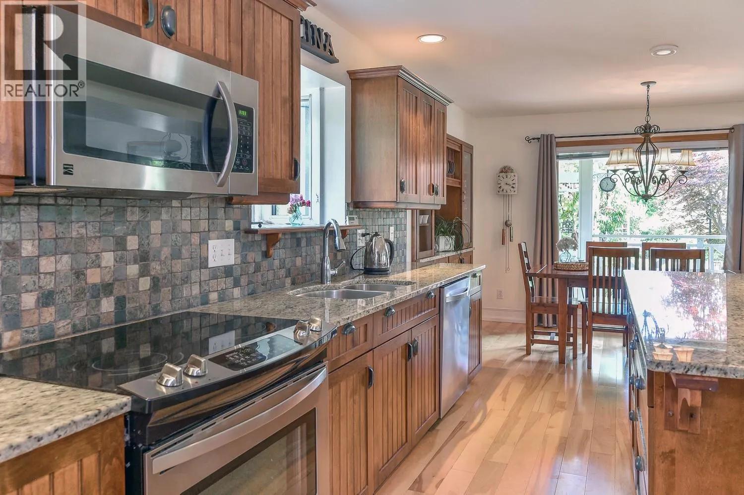 7372 Fintry Delta Road