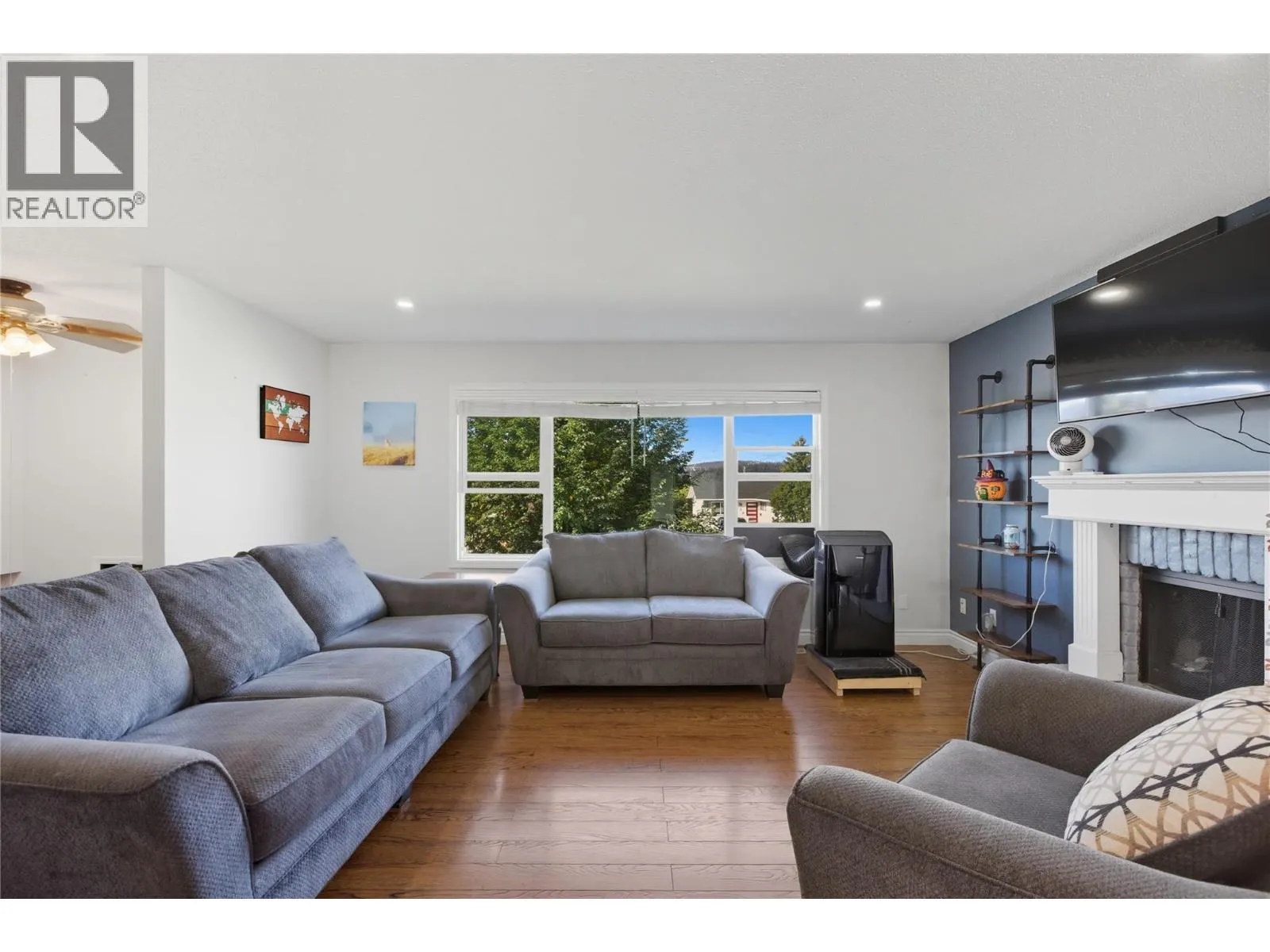 415 OPAL Drive