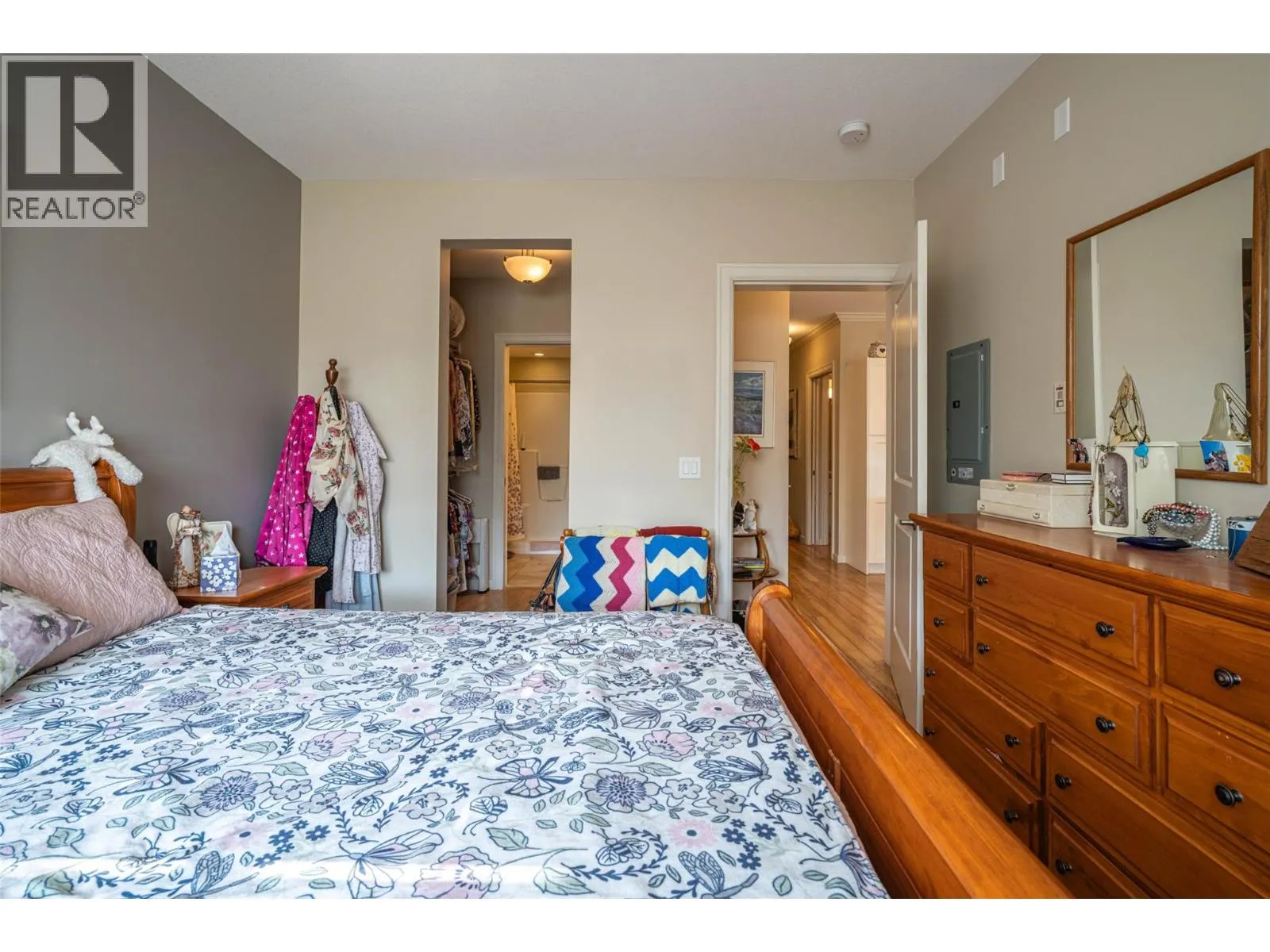 3010 35th Street Unit# 210