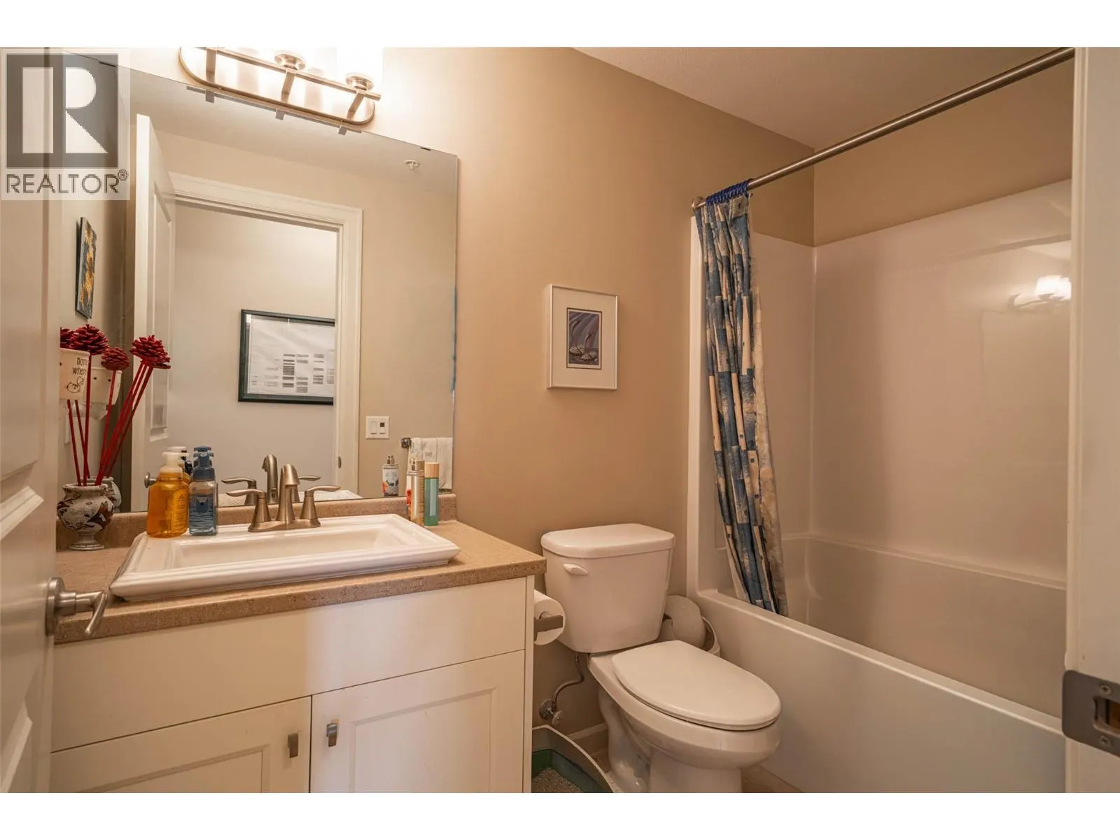 3010 35th Street Unit# 210