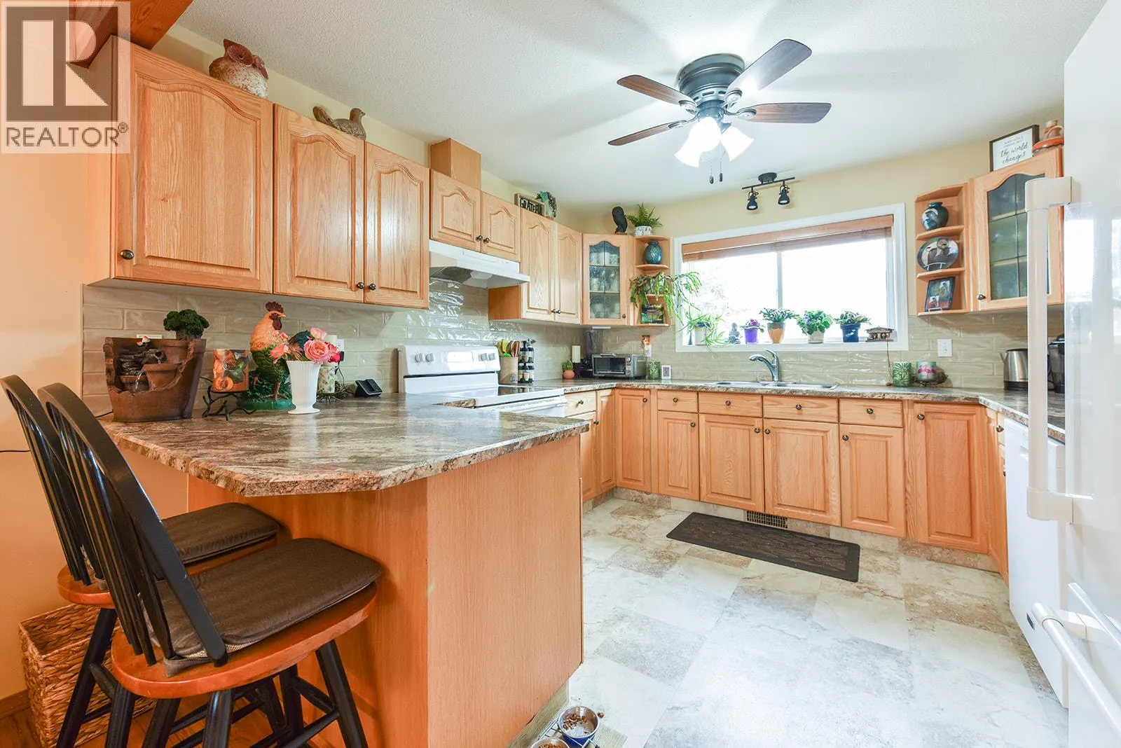 158 Green Avenue Unit# 105