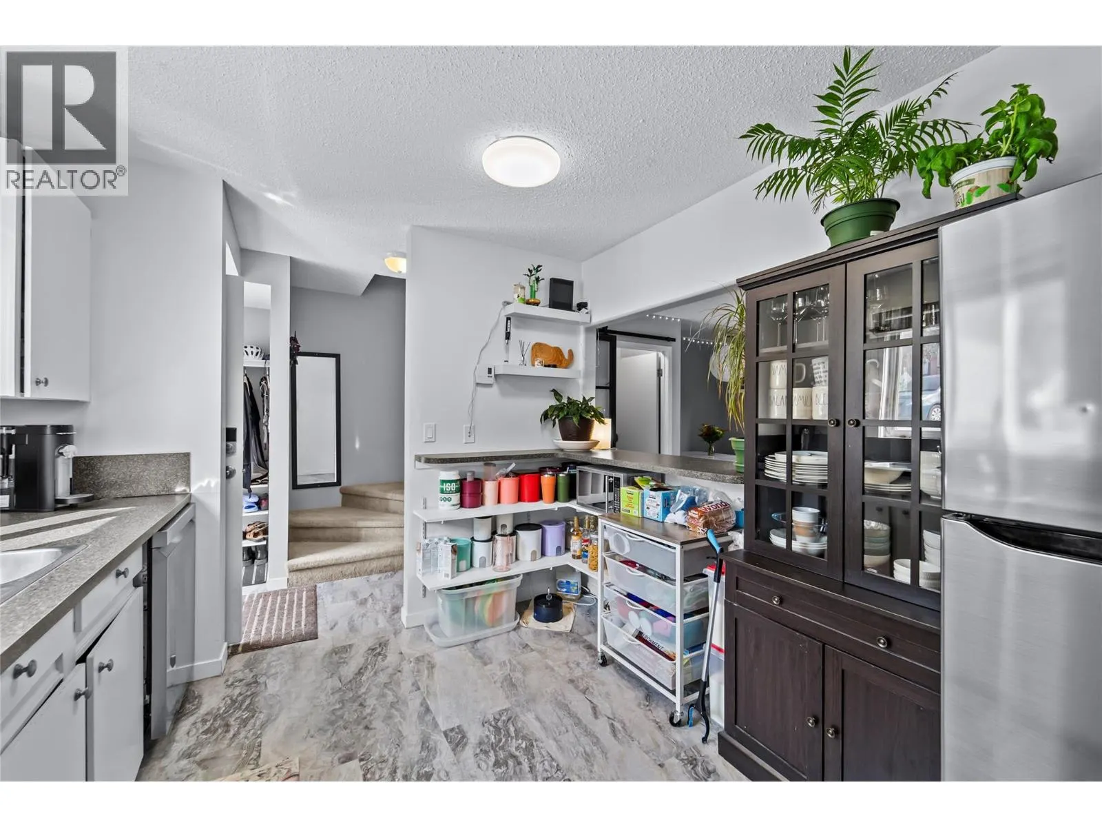 1605 SUMMIT Drive Unit# 57