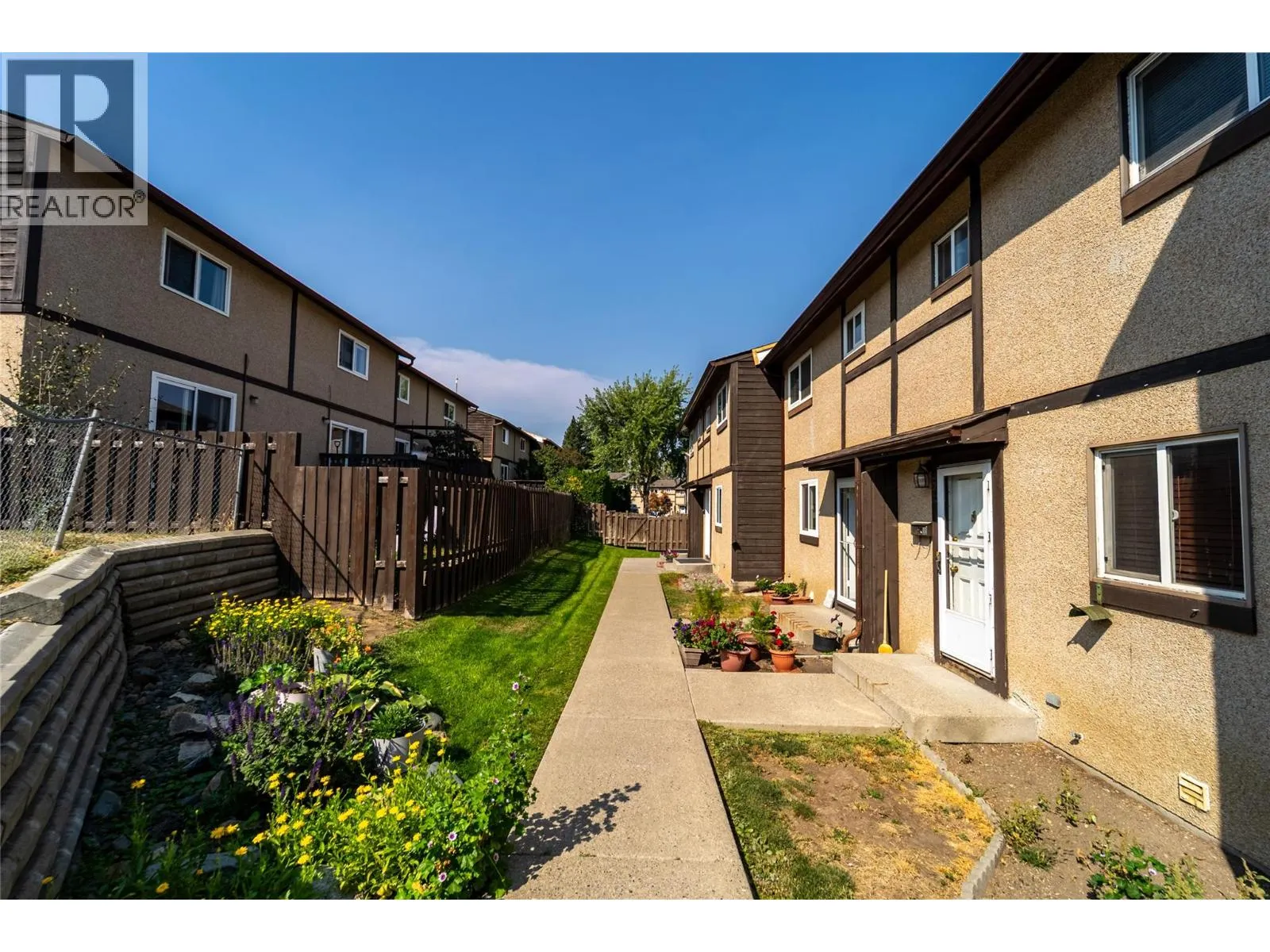 1605 SUMMIT Drive Unit# 57