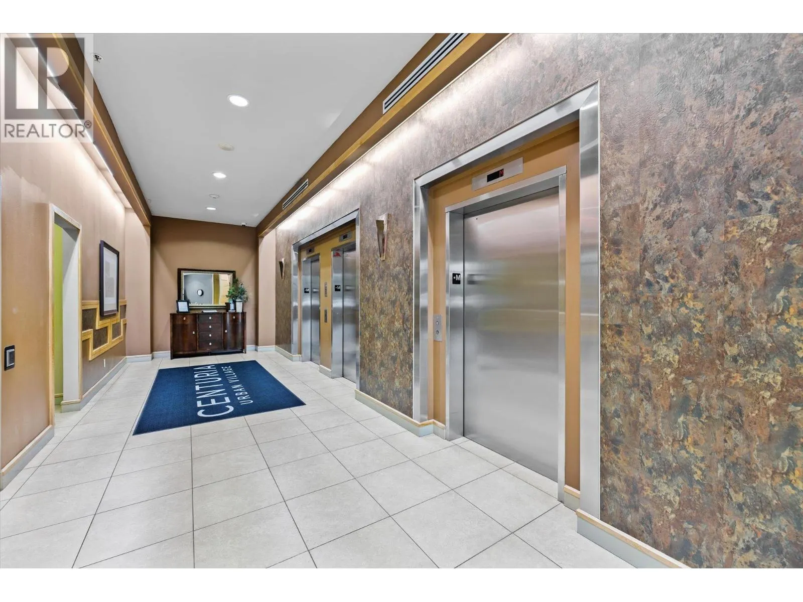 1160 Bernard Avenue Unit# 1207