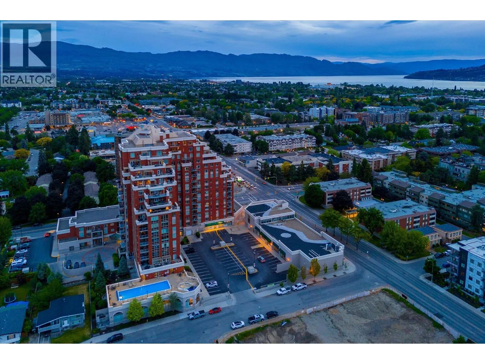1160 Bernard Avenue Unit# 1207