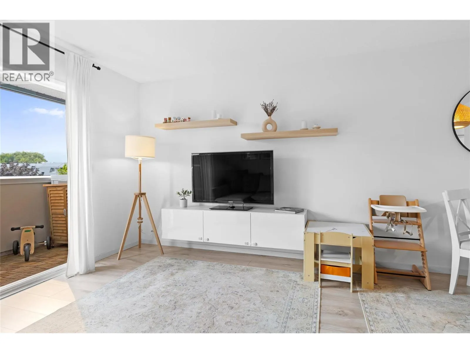 3160 De Montreuil Court Unit# 406