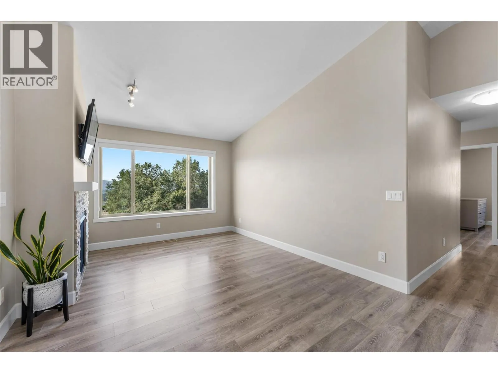 1342 Shaunna Road Unit# 5