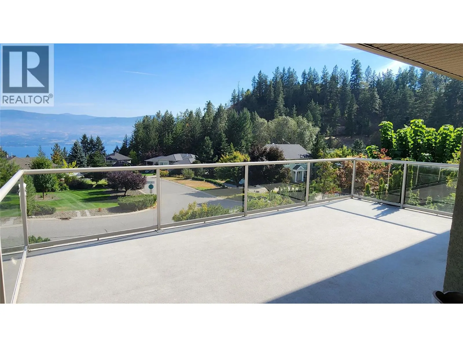 3065 Lakeview Cove Road