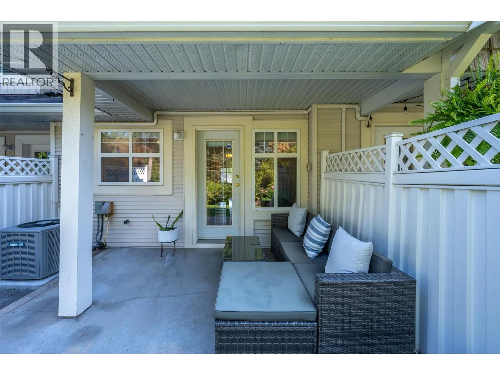 3825 Glen Canyon Drive Unit# 103