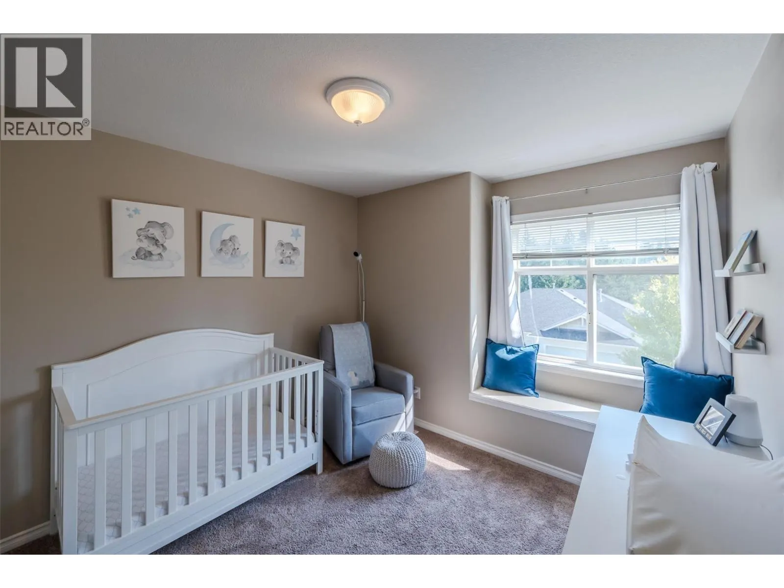 3825 Glen Canyon Drive Unit# 103