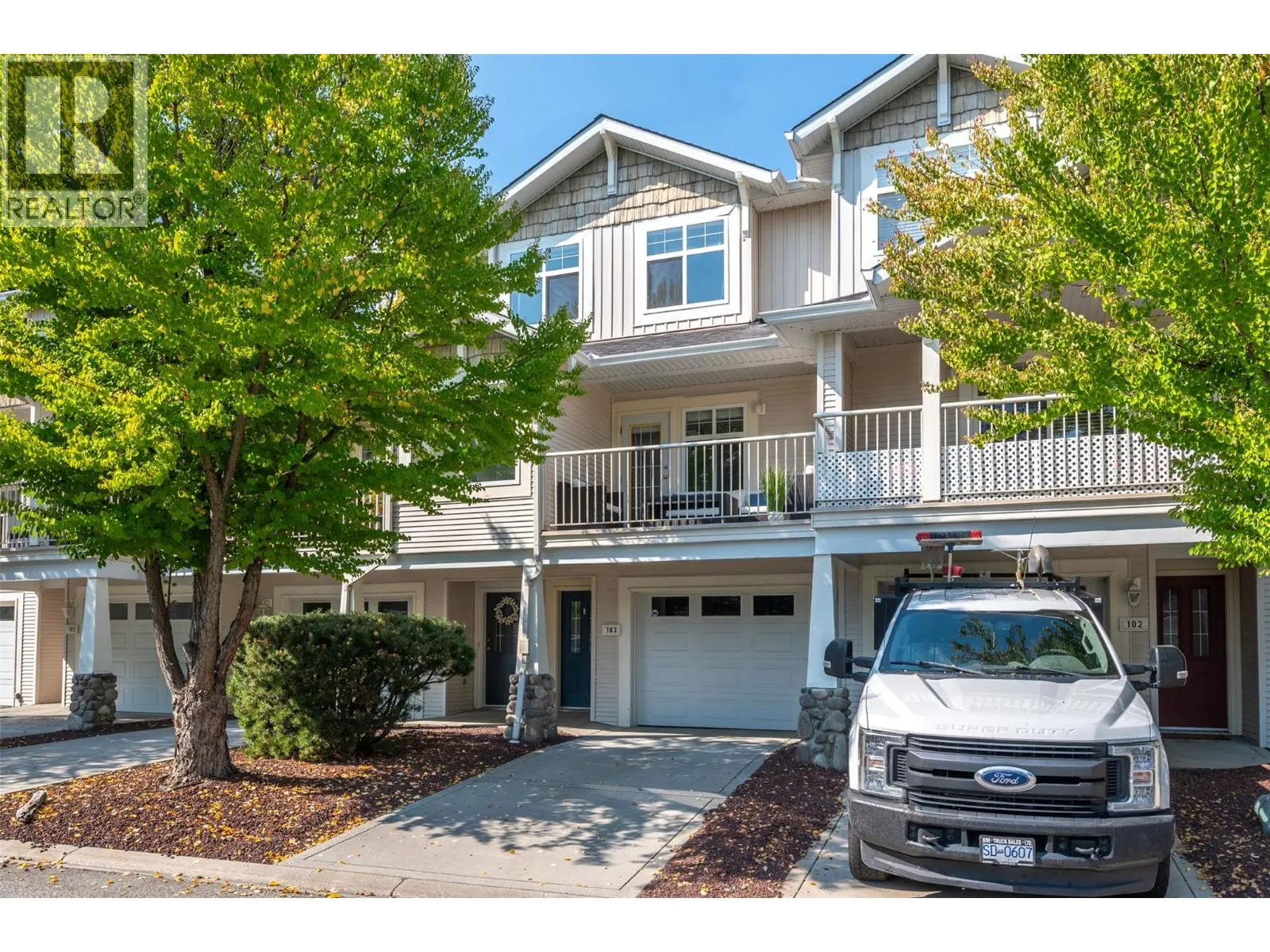 3825 Glen Canyon Drive Unit# 103