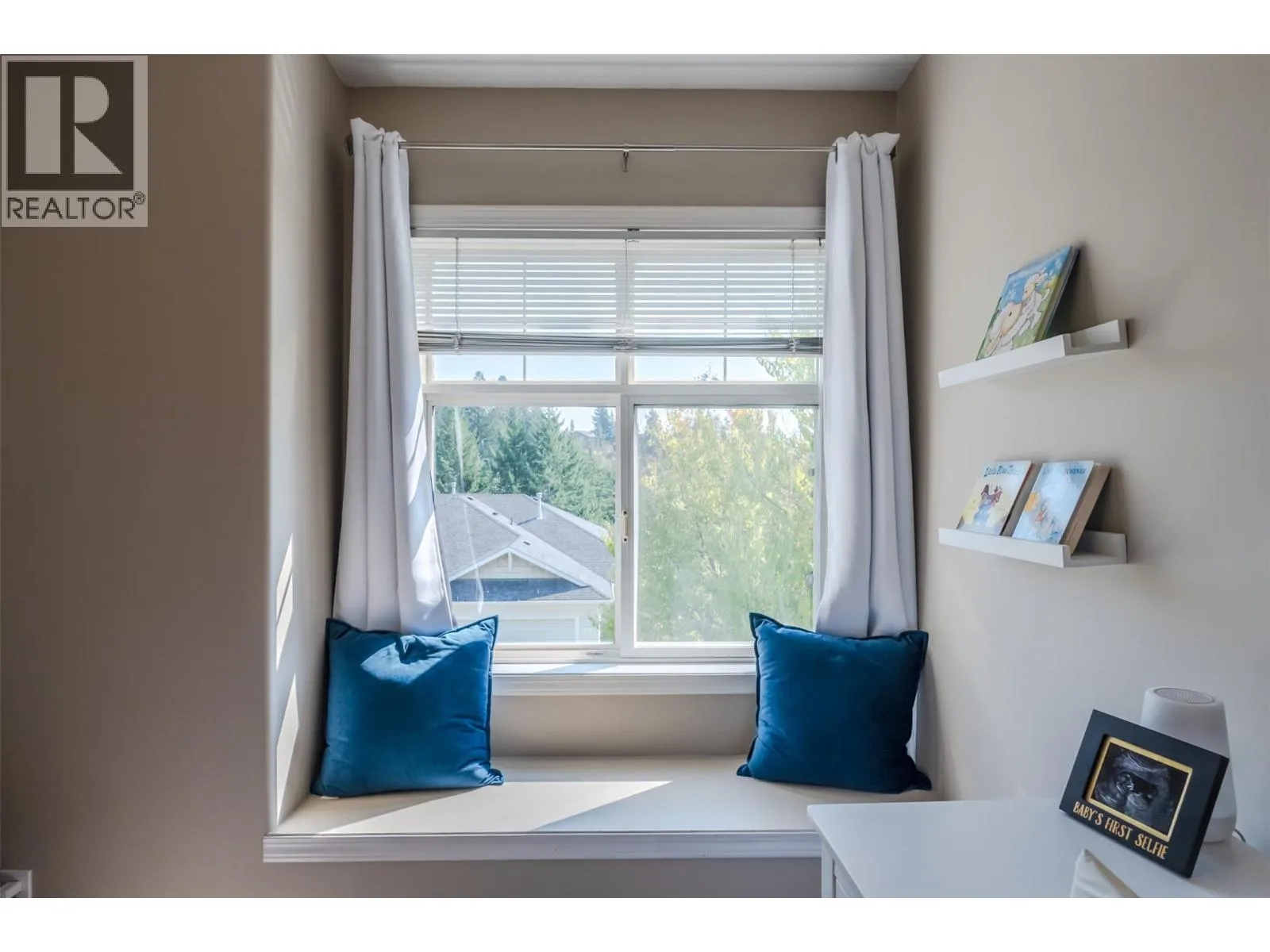 3825 Glen Canyon Drive Unit# 103