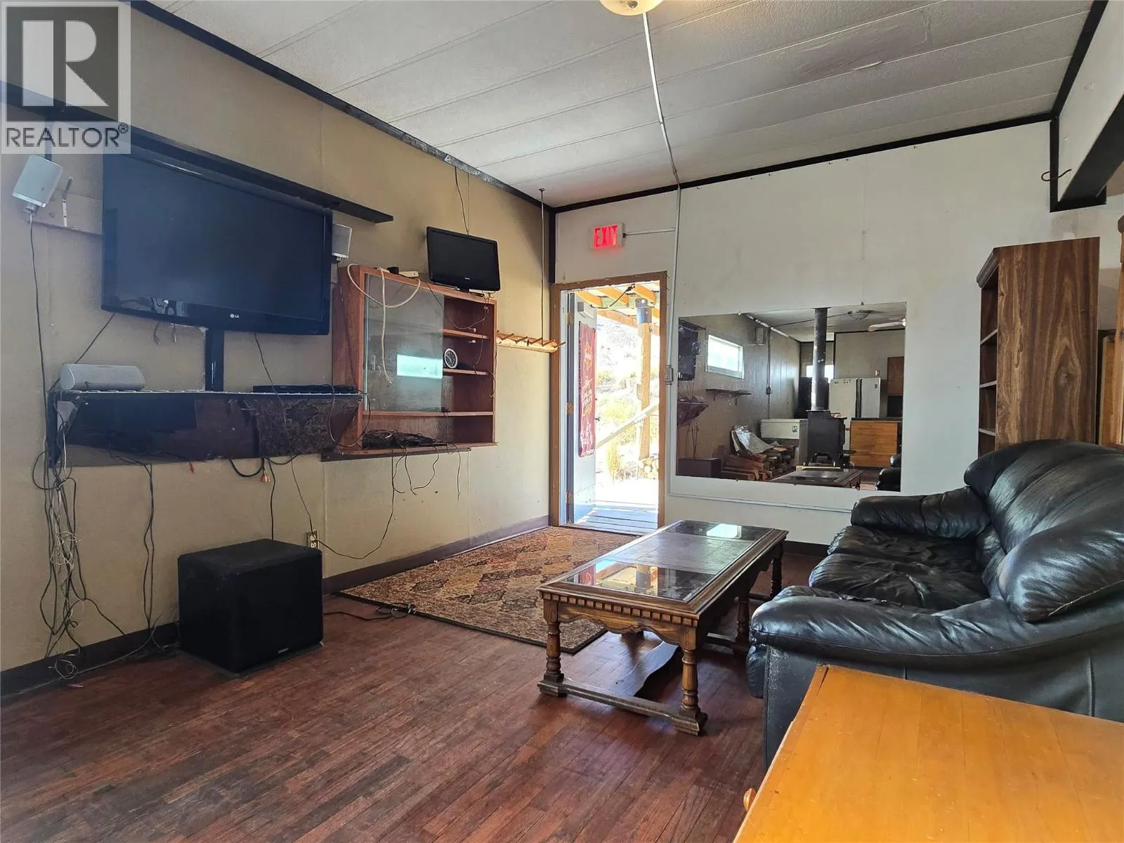 6355 Pinecrest Drive