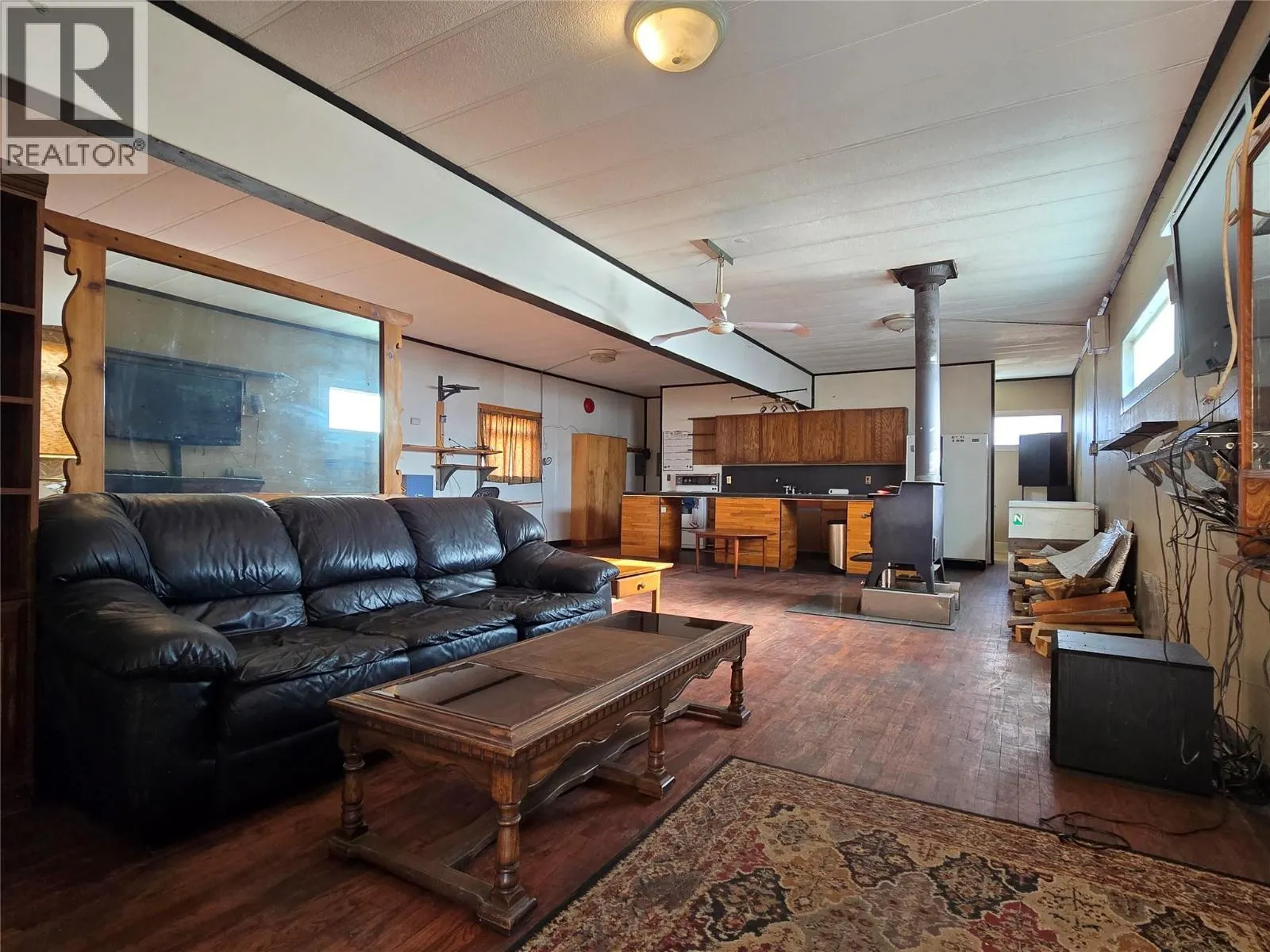 6355 Pinecrest Drive