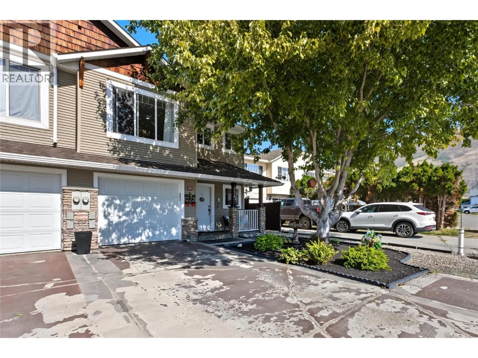 774 McArthur Drive