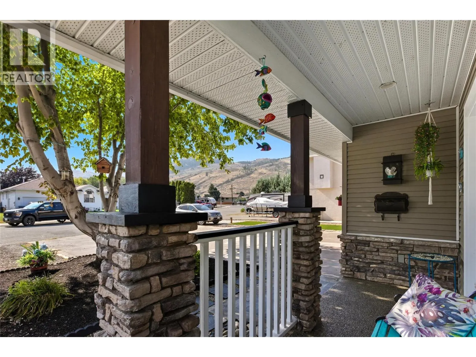 774 McArthur Drive