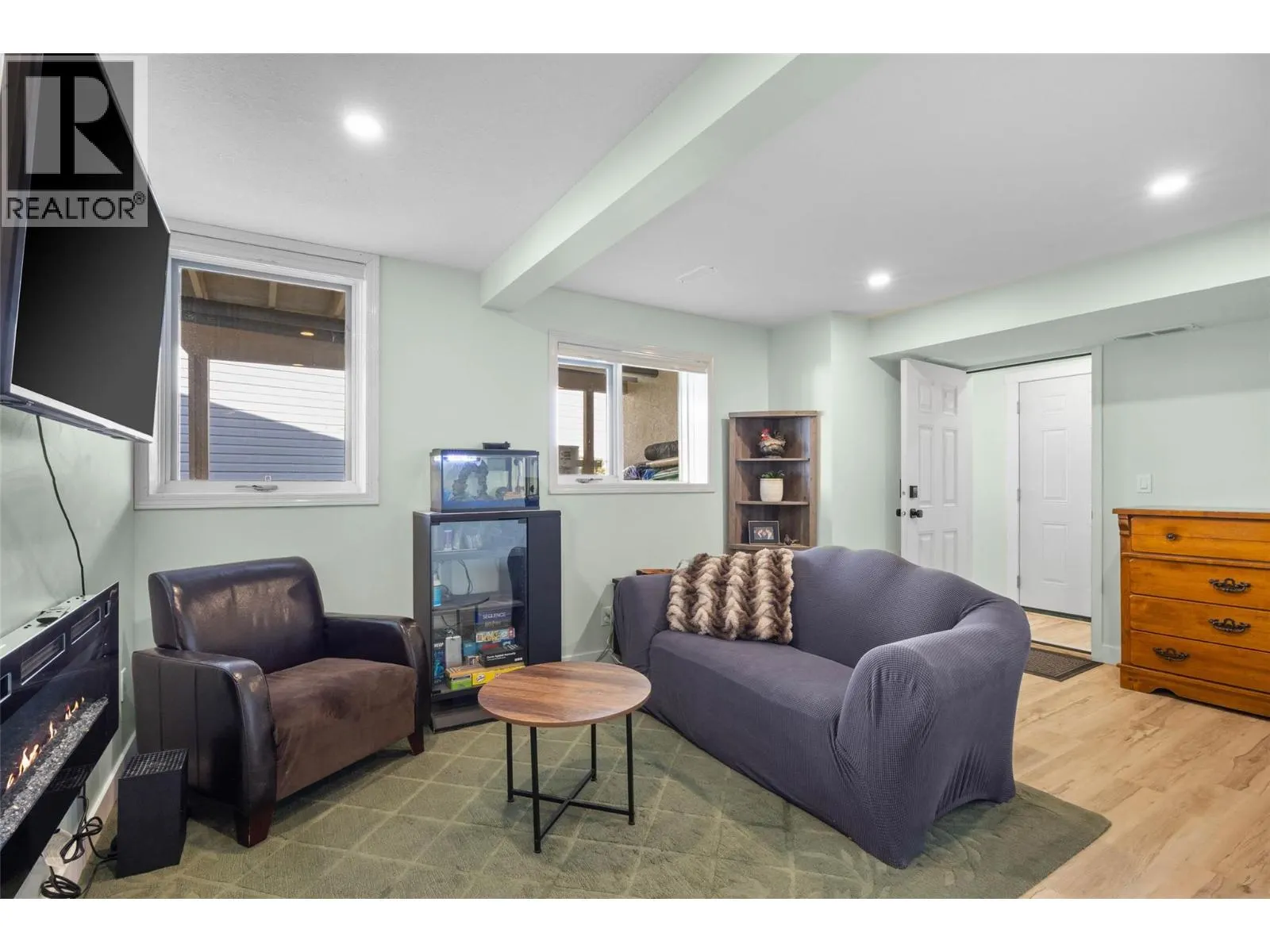 2190 GARYMEDE Drive