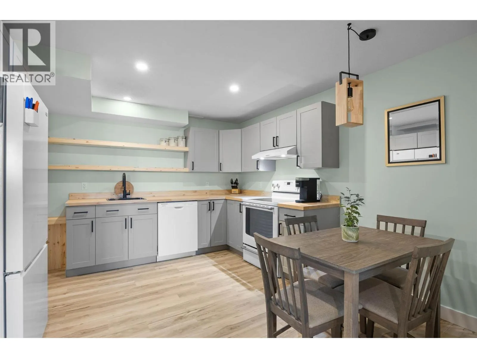 2190 GARYMEDE Drive