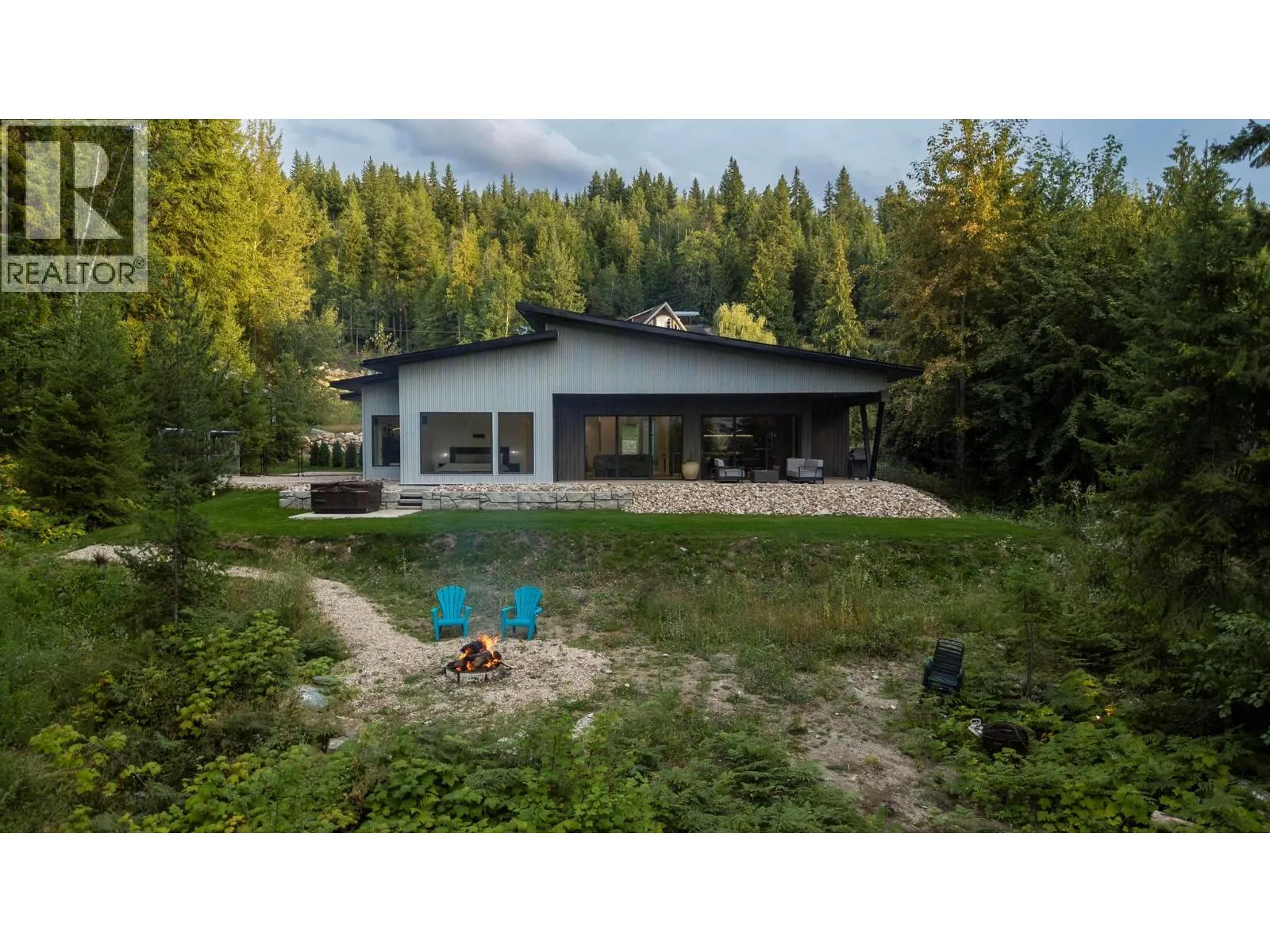 5147 Sunset Drive