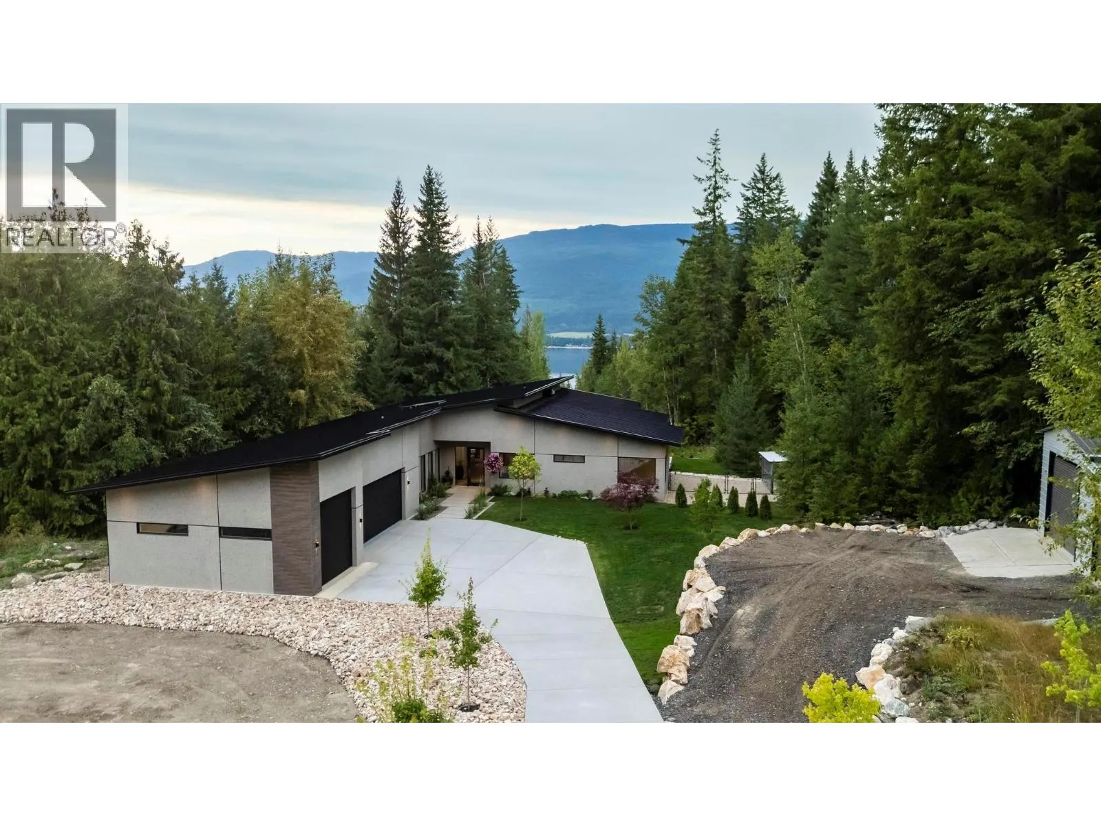 5147 Sunset Drive