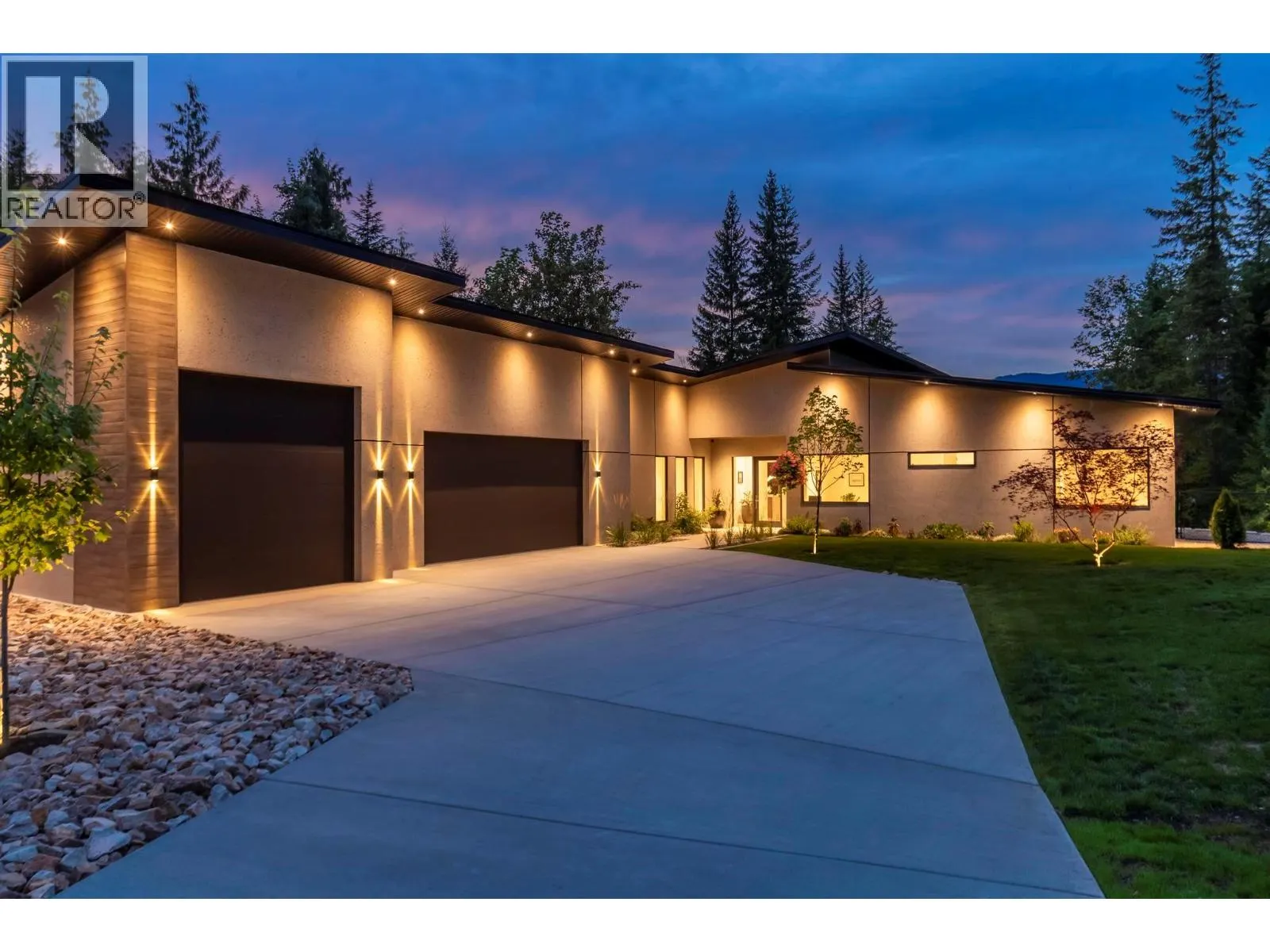 5147 Sunset Drive