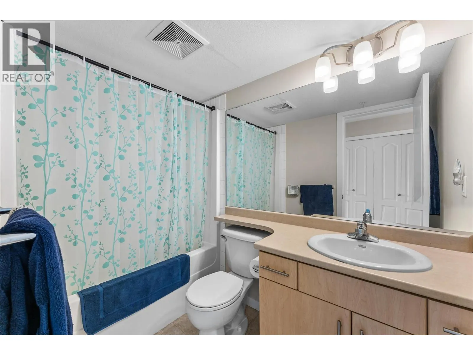 325 McIntosh Road Unit# 3109