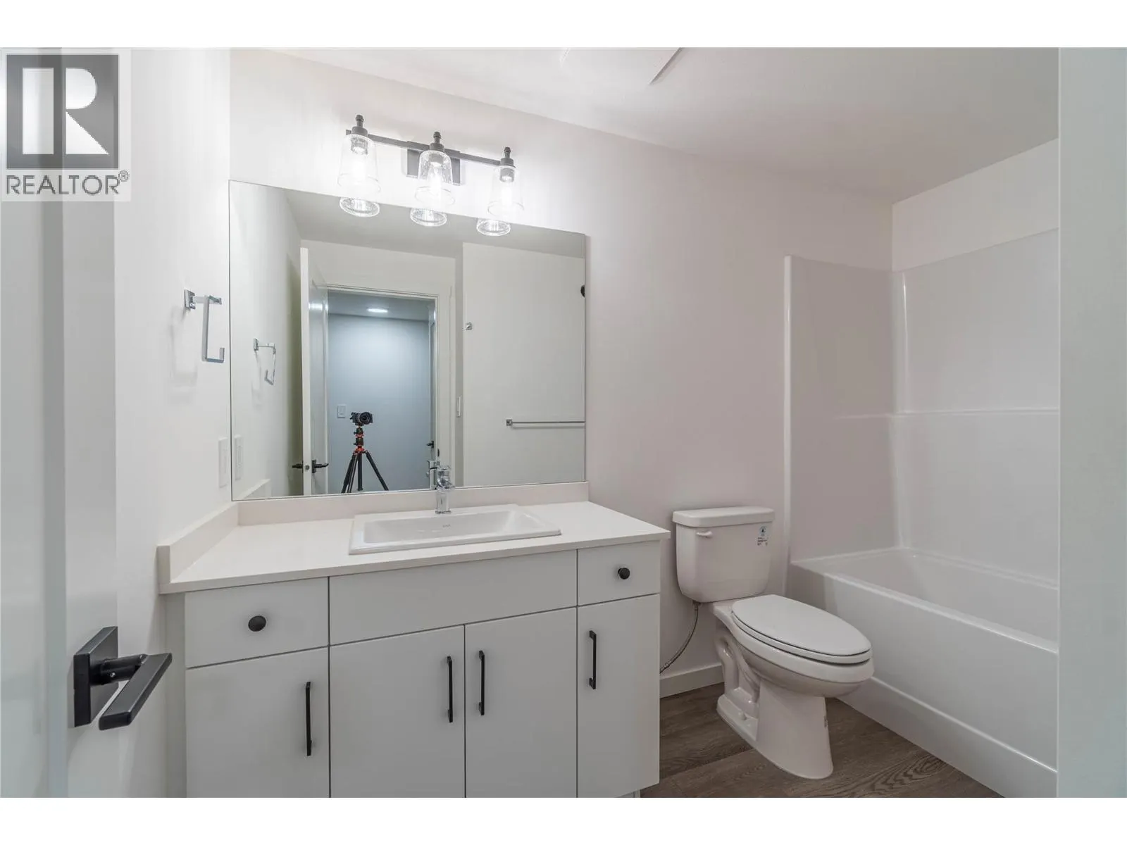 220 Shepherd Road Unit# 11