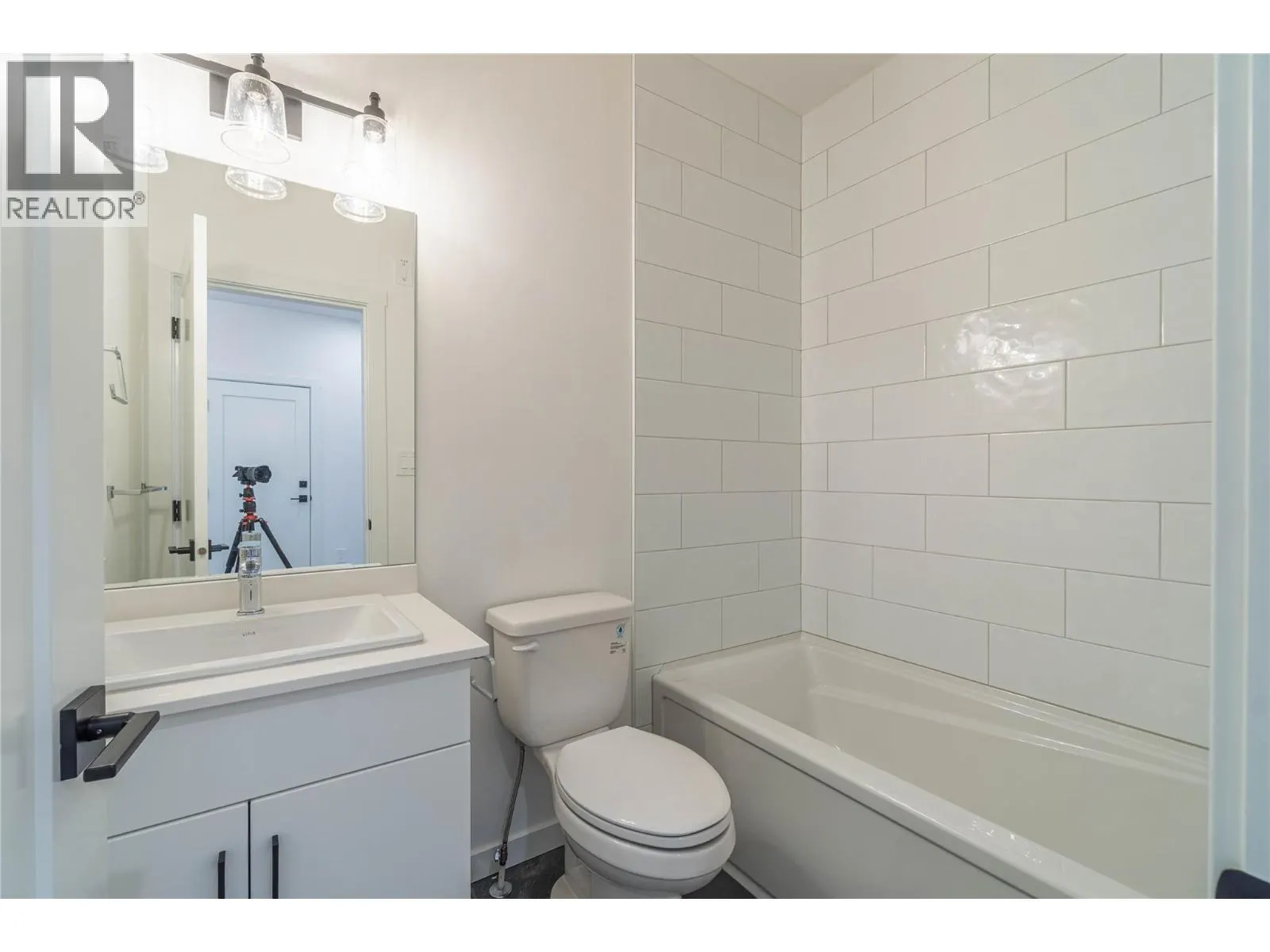 220 Shepherd Road Unit# 11