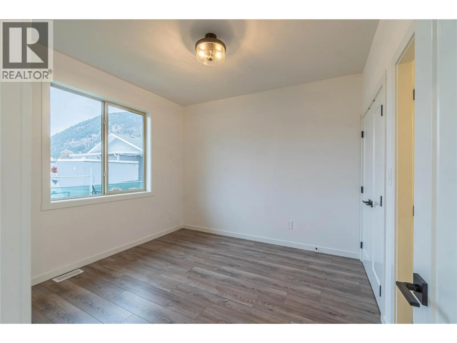 220 Shepherd Road Unit# 11