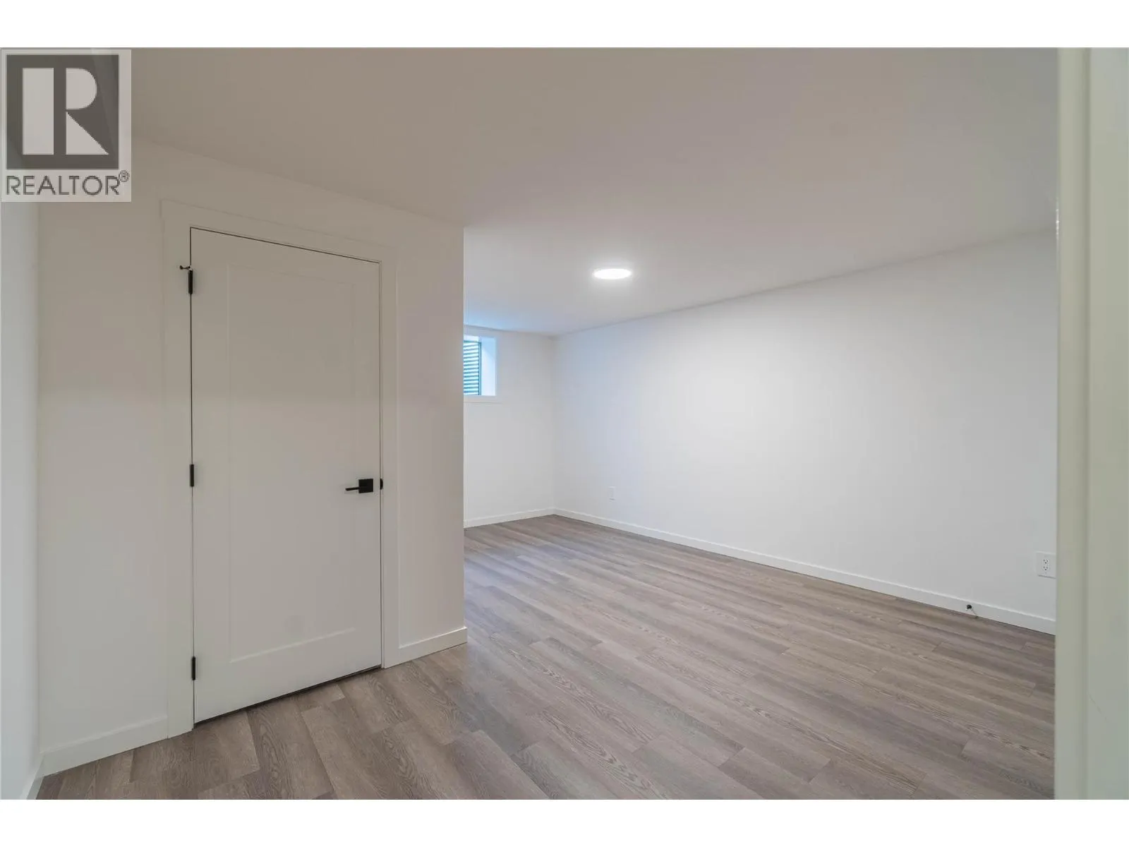 220 Shepherd Road Unit# 12